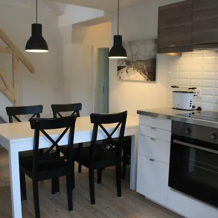 Anna - Charmante In Bevorzugter Lage Apartament *